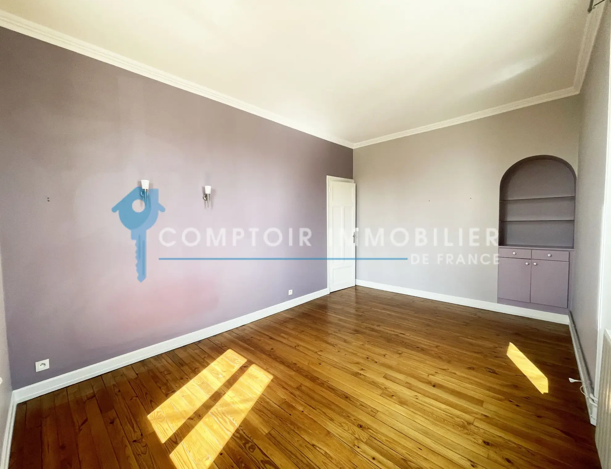 Appartement T3 à Bourg-de-Péage avec garage et espace extérieur partagé 