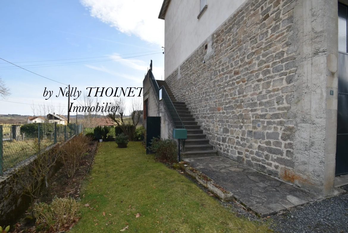 Superbe maison familiale de 208 m² à Crocq avec grand garage de 226 m² et potentiel touristique 