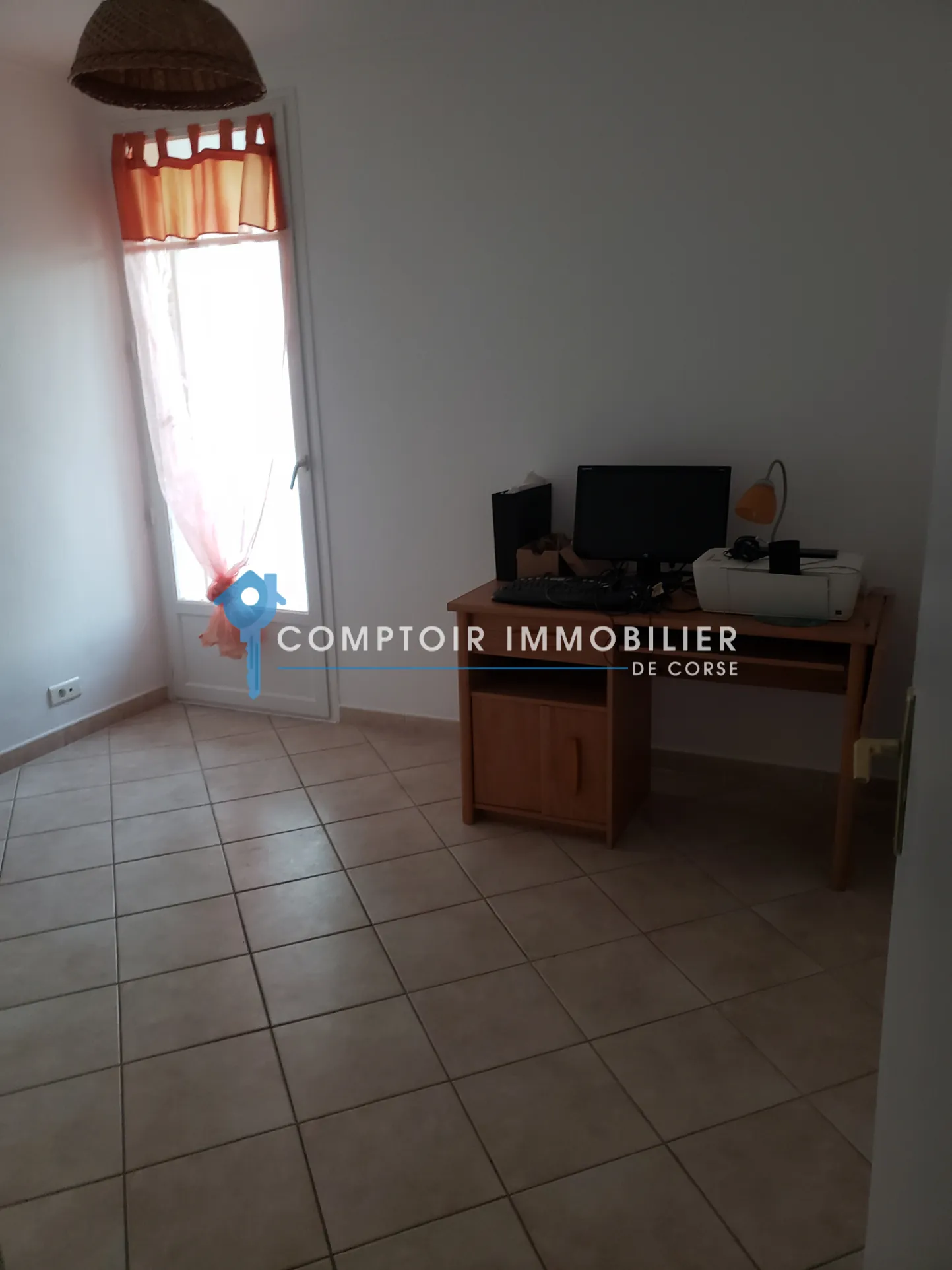 A vendre appartement F5 avec vue mer à Bastia - Résidence sécurisée 