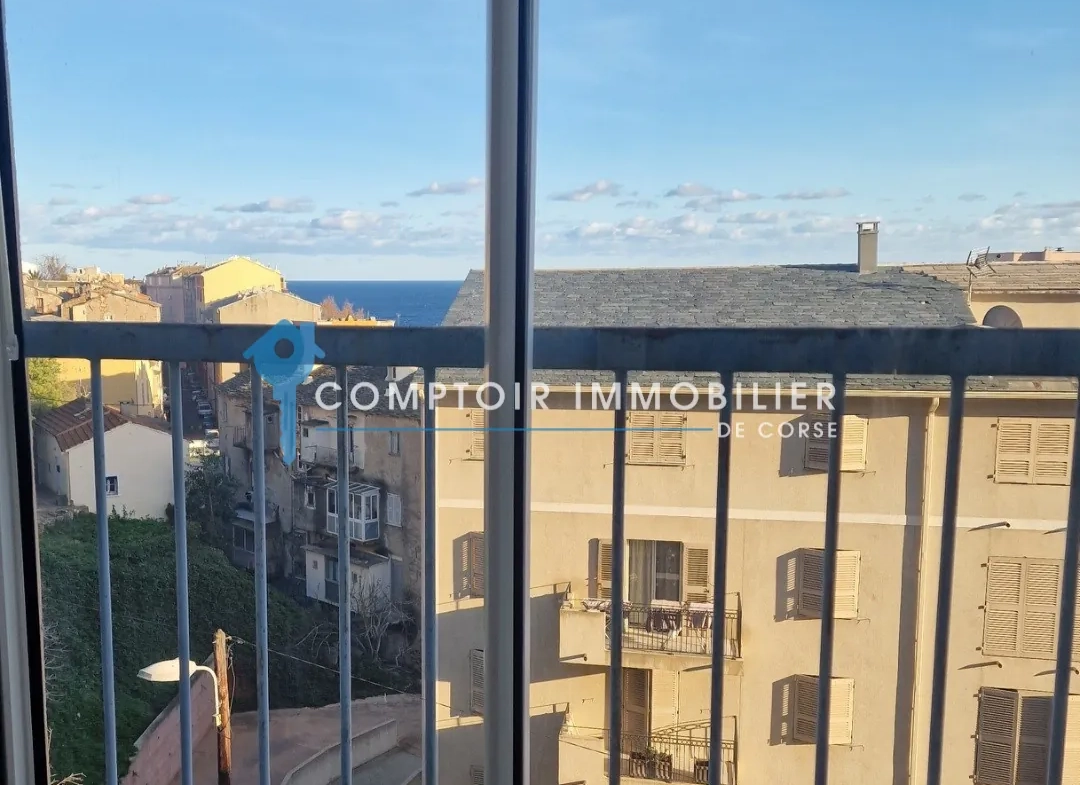 A vendre appartement F5 avec vue mer à Bastia - Résidence sécurisée 