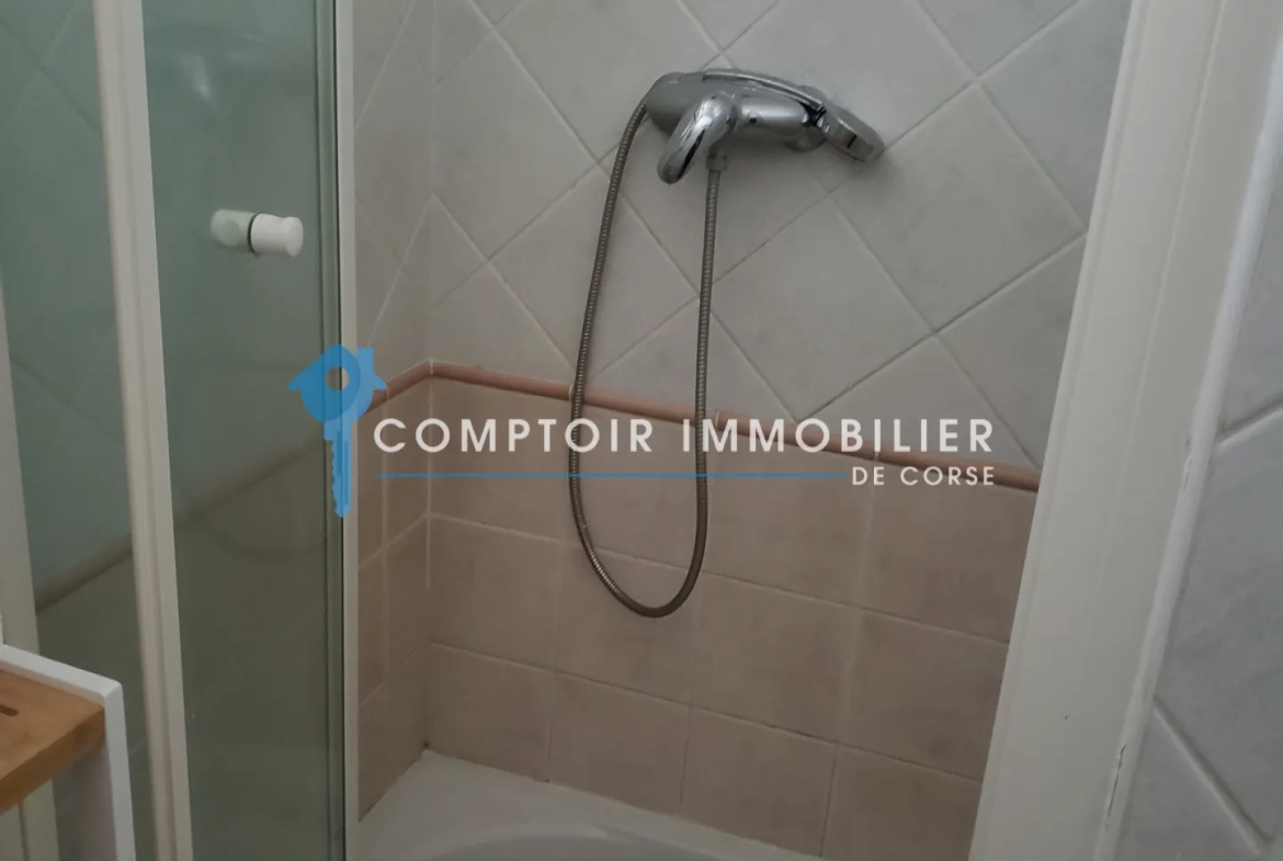 A vendre appartement F5 avec vue mer à Bastia - Résidence sécurisée 