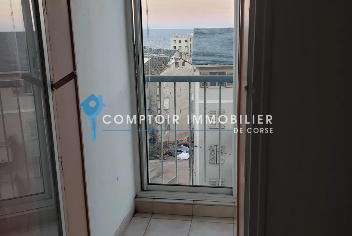 A vendre appartement F5 avec vue mer à Bastia - Résidence sécurisée 