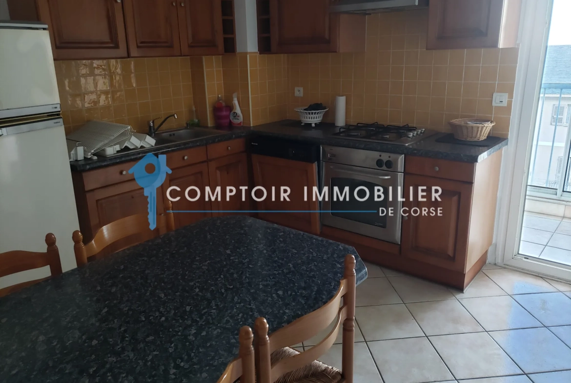 A vendre appartement F5 avec vue mer à Bastia - Résidence sécurisée 