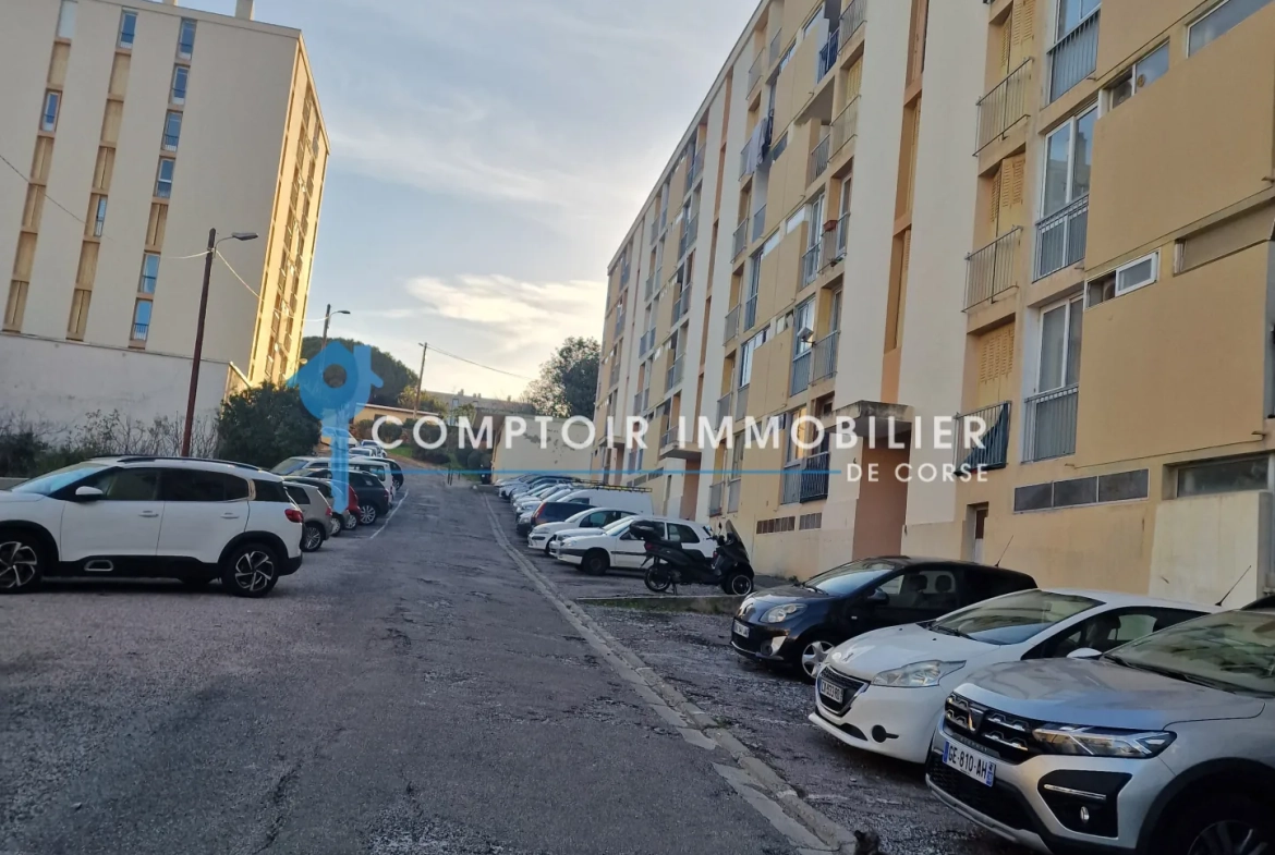 A vendre appartement F5 avec vue mer à Bastia - Résidence sécurisée 