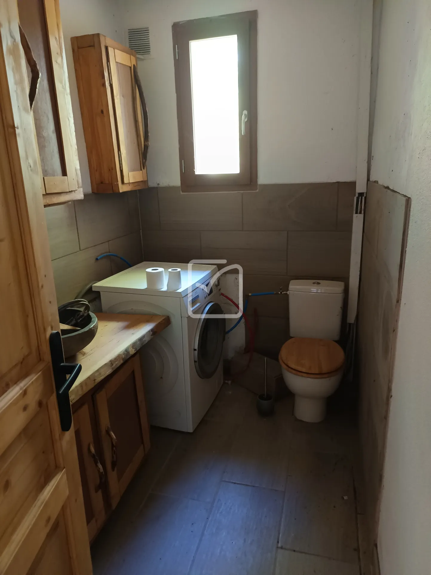 Belle maison en pierre à rénover avec grand terrain à Chassiers 07110 