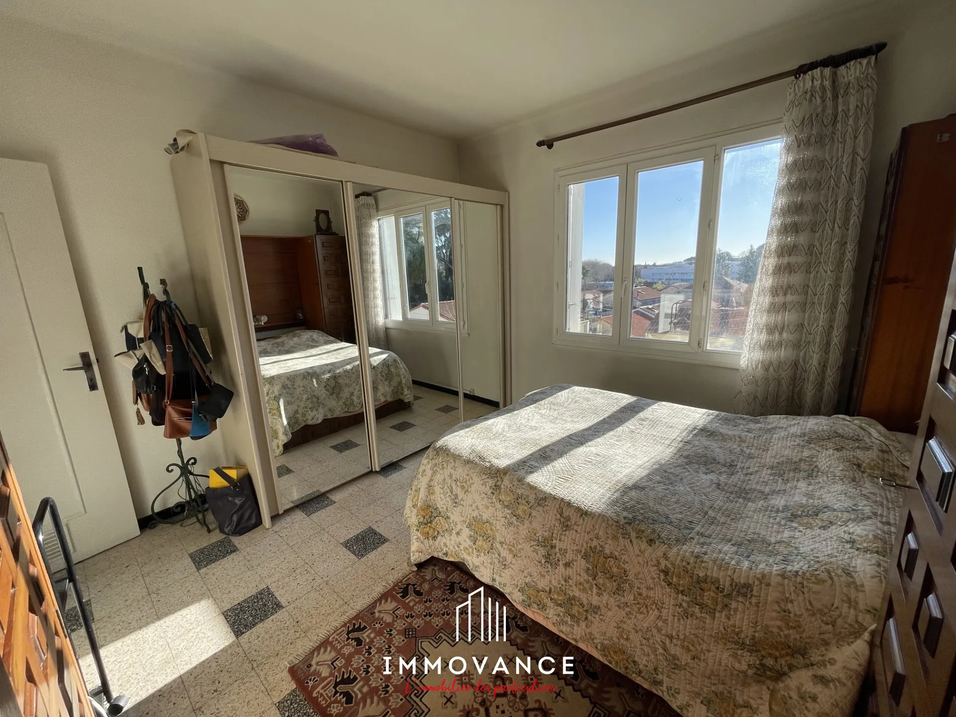 Appartement lumineux de 70 m² à Montpellier avec balcon et parking proche Arceaux 