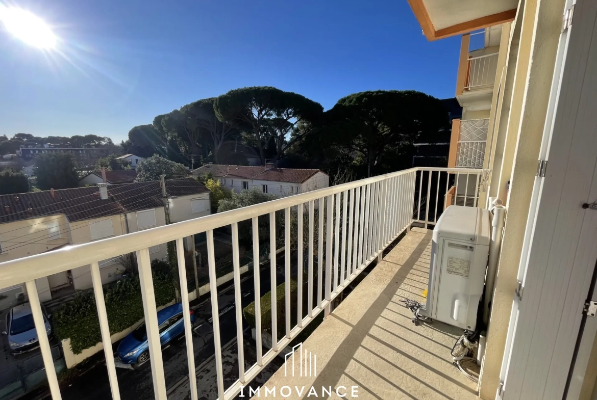 Appartement lumineux de 70 m² à Montpellier avec balcon et parking proche Arceaux 