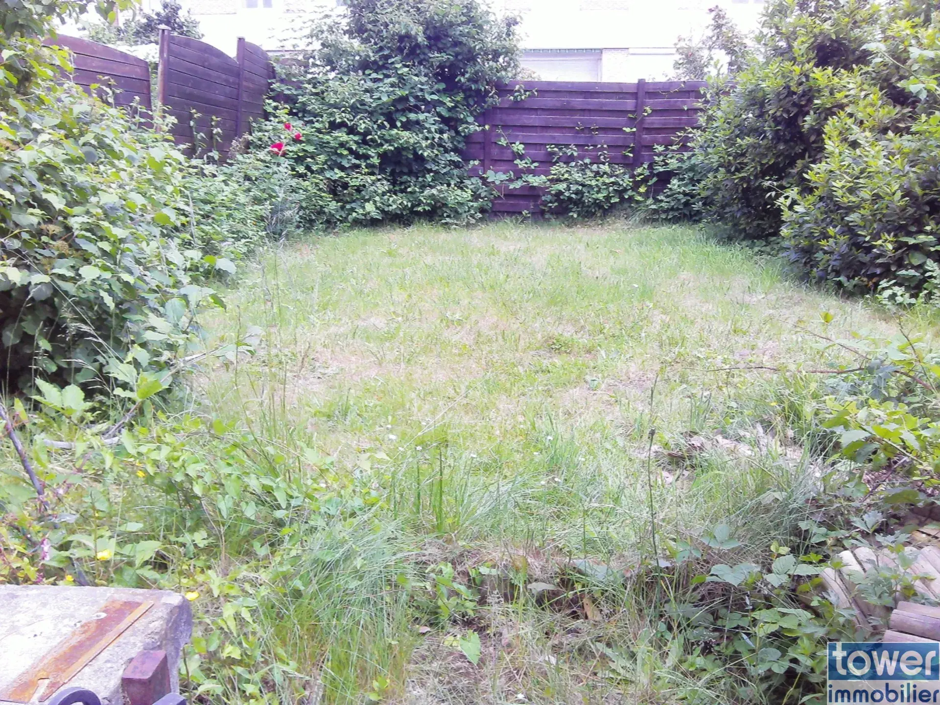 Maison 75 m² à Bethune avec jardin, garage et 3 chambres à proximité du centre-ville 