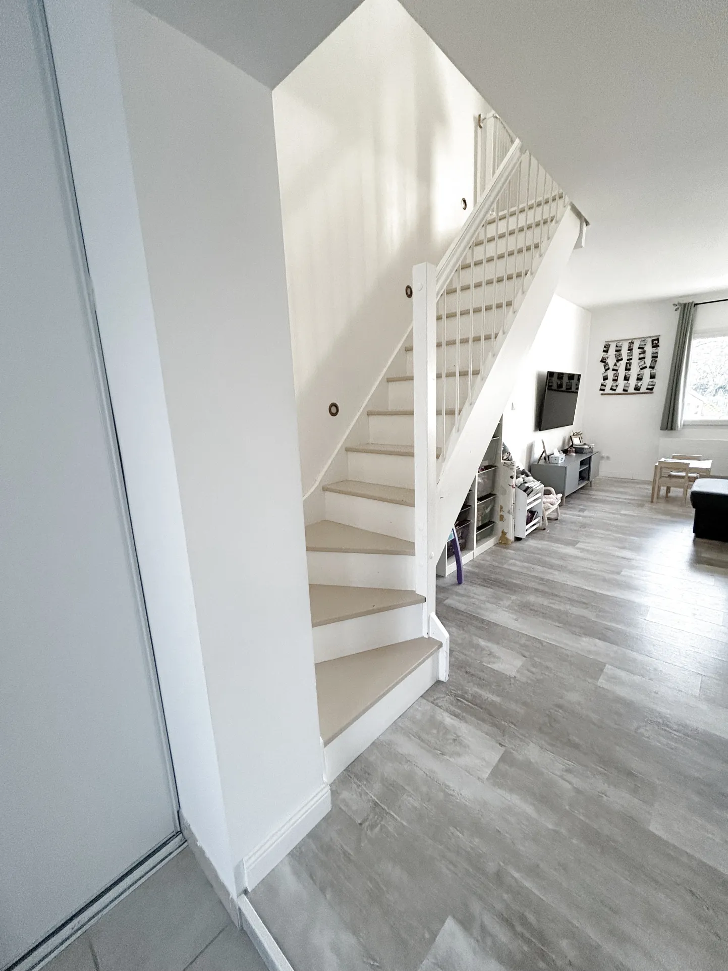 Maison familiale à Saint-Soullle avec jardin et garage - Investissement ou résidence 