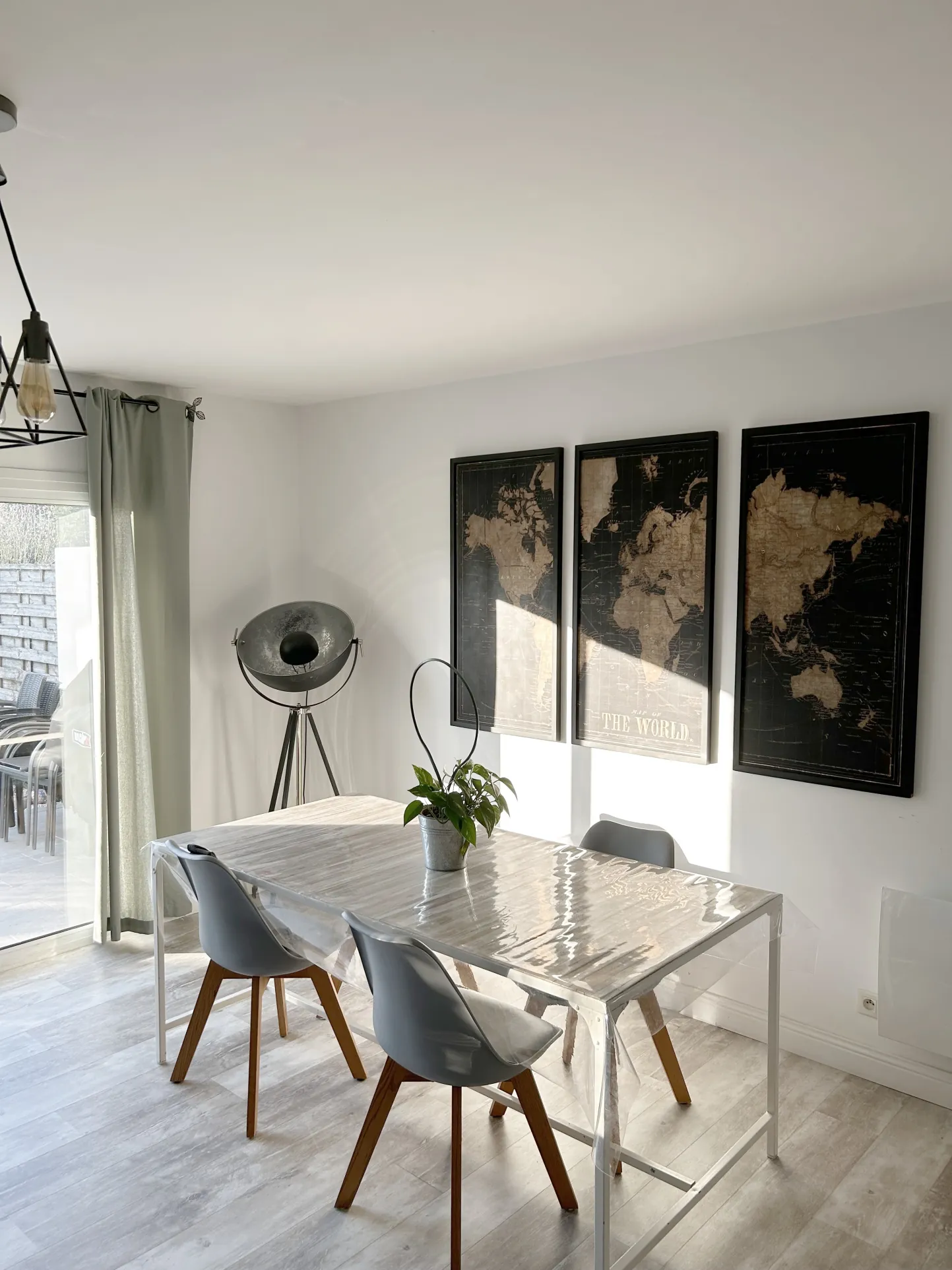 Maison familiale à Saint-Soullle avec jardin et garage - Investissement ou résidence 