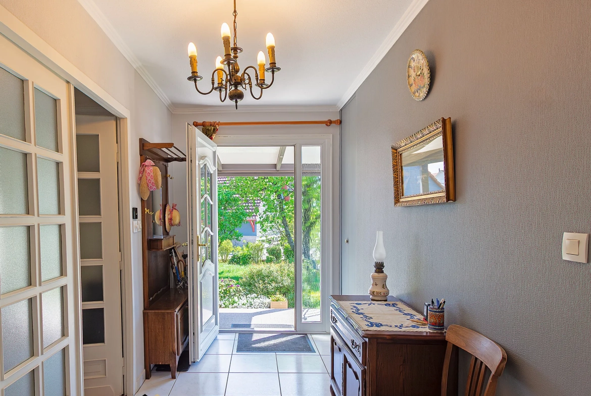 Maison de plain-pied à Betschdorf de 102 m² sur terrain de 861 m² avec terrasse ensoleillée 
