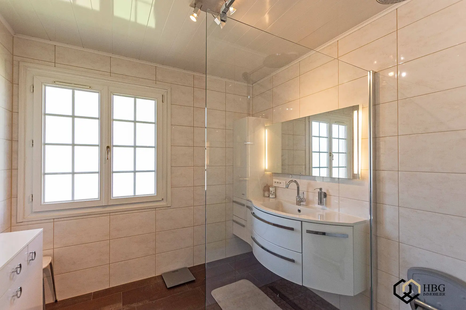 Maison de plain-pied à Betschdorf de 102 m² sur terrain de 861 m² avec terrasse ensoleillée 