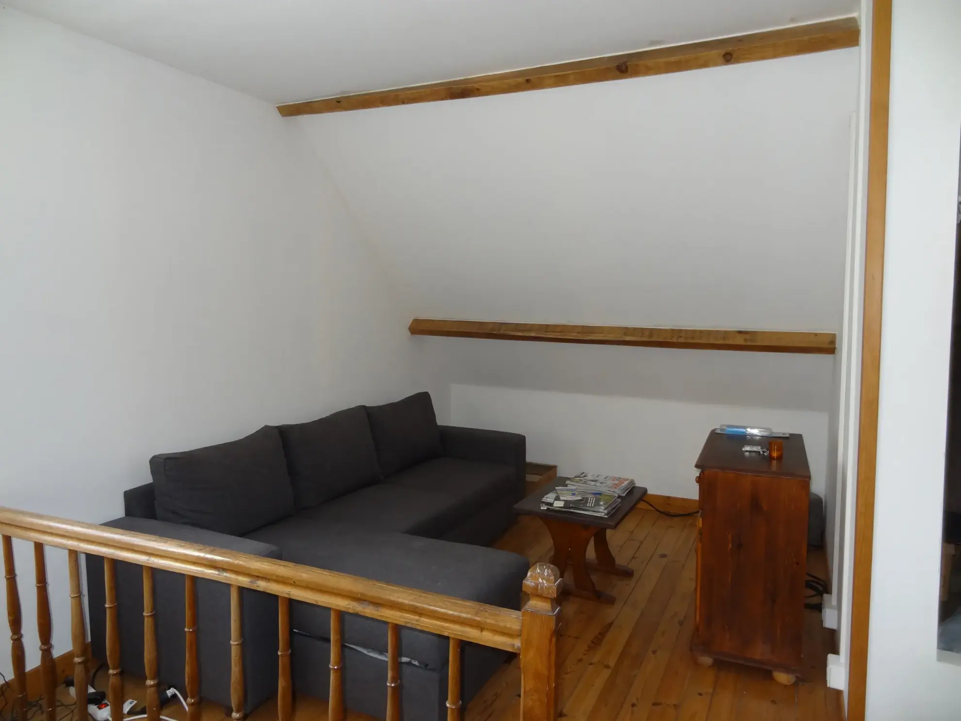 Maison rénovée de 91 m² à Plouguernevel avec jardin et terrasse couverte 