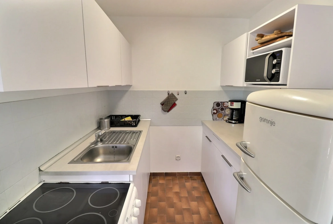 Appartement 3 pièces avec vue latérale mer à Carnon-Plage - Balcon et parking privé 