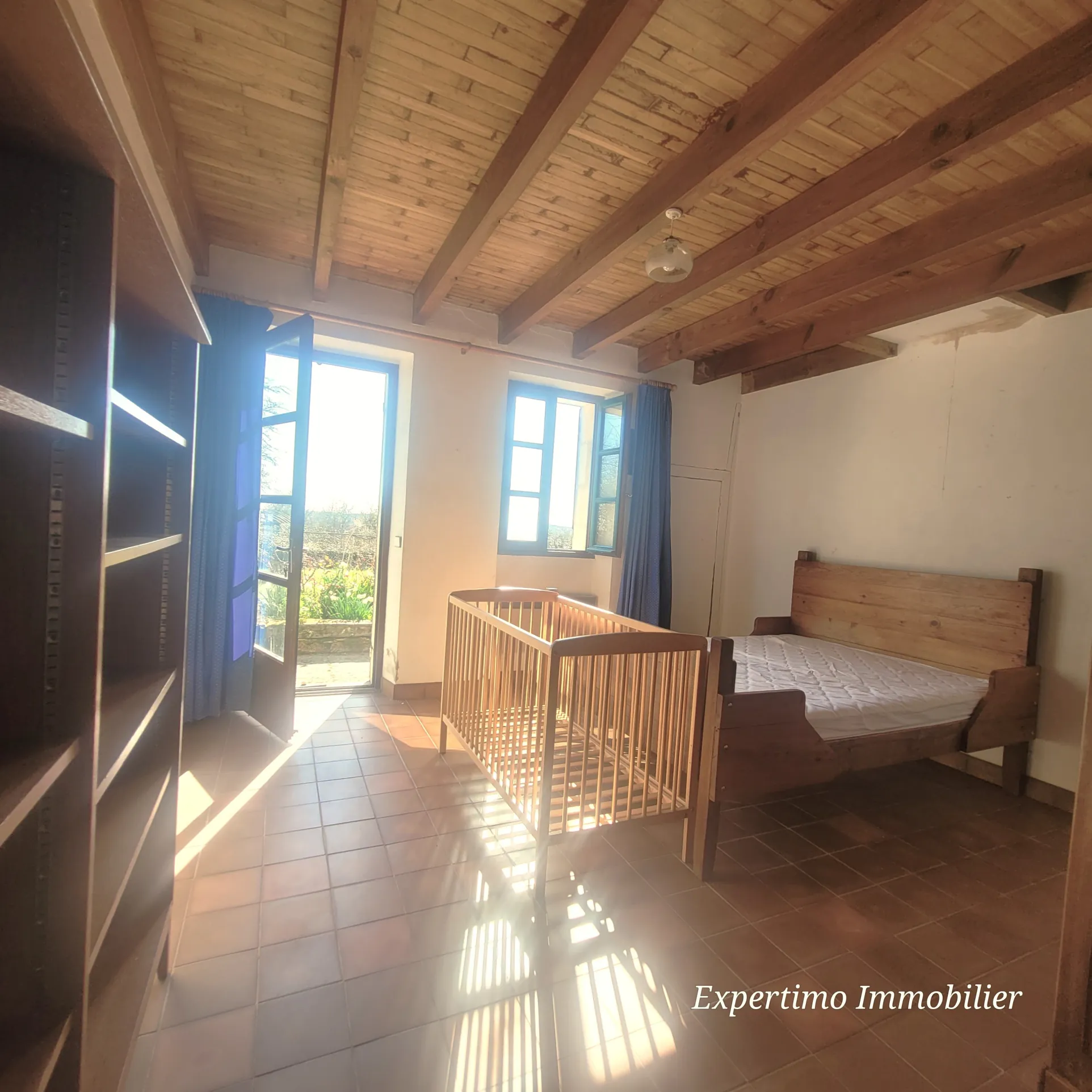 Maison d'habitation avec moulin et grand terrain à Chepniers – Vue campagne 