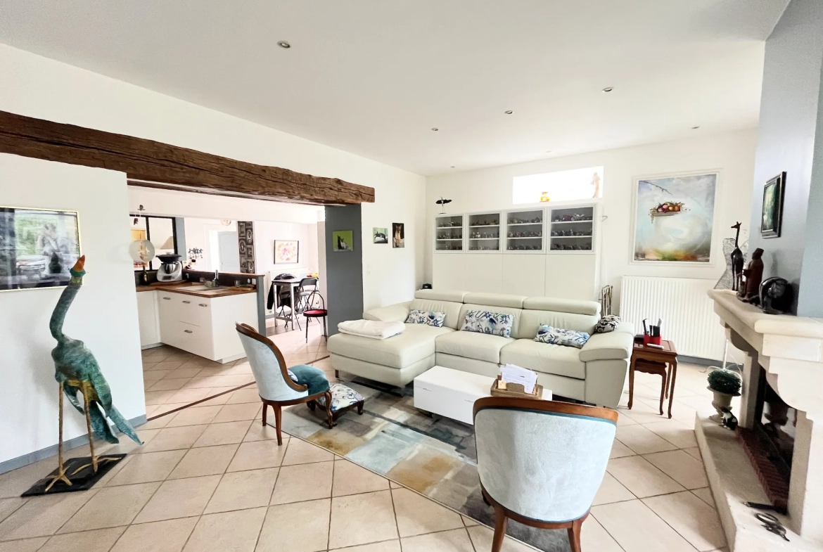 Belle maison de 150m² avec dépendance et véranda à La Ferté-Gaucher 