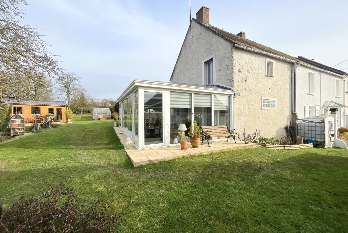 Belle maison de 150m² avec dépendance et véranda à La Ferté-Gaucher 