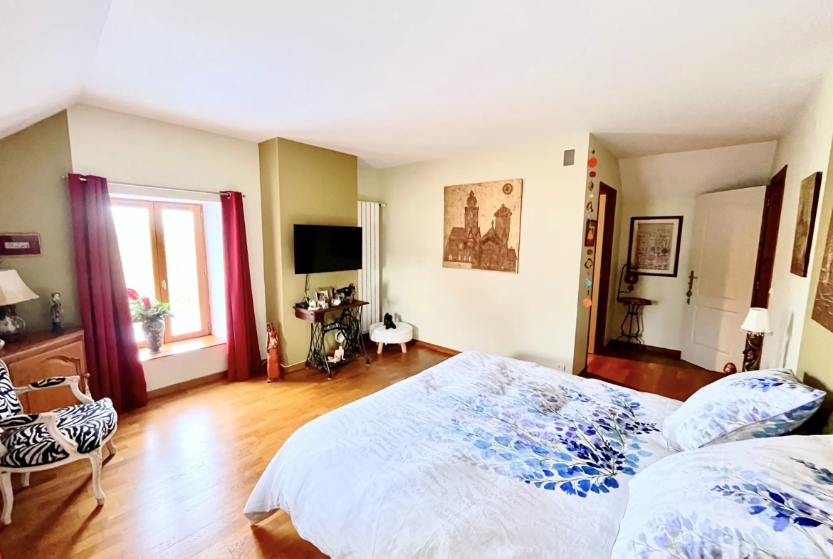 Belle maison de 150m² avec dépendance et véranda à La Ferté-Gaucher 
