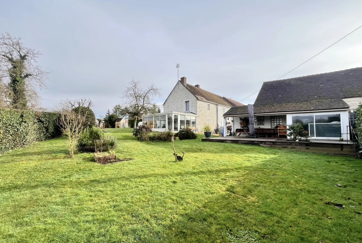 Belle maison de 150m² avec dépendance et véranda à La Ferté-Gaucher 