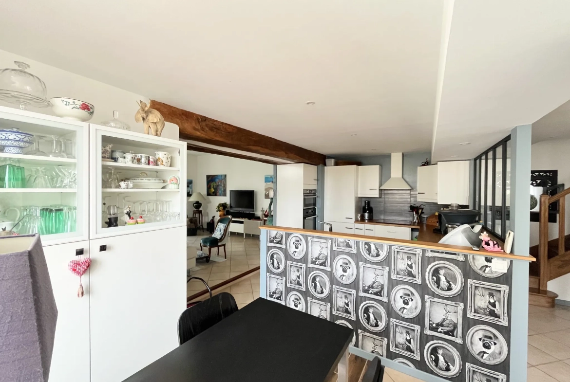 Belle maison de 150m² avec dépendance et véranda à La Ferté-Gaucher 