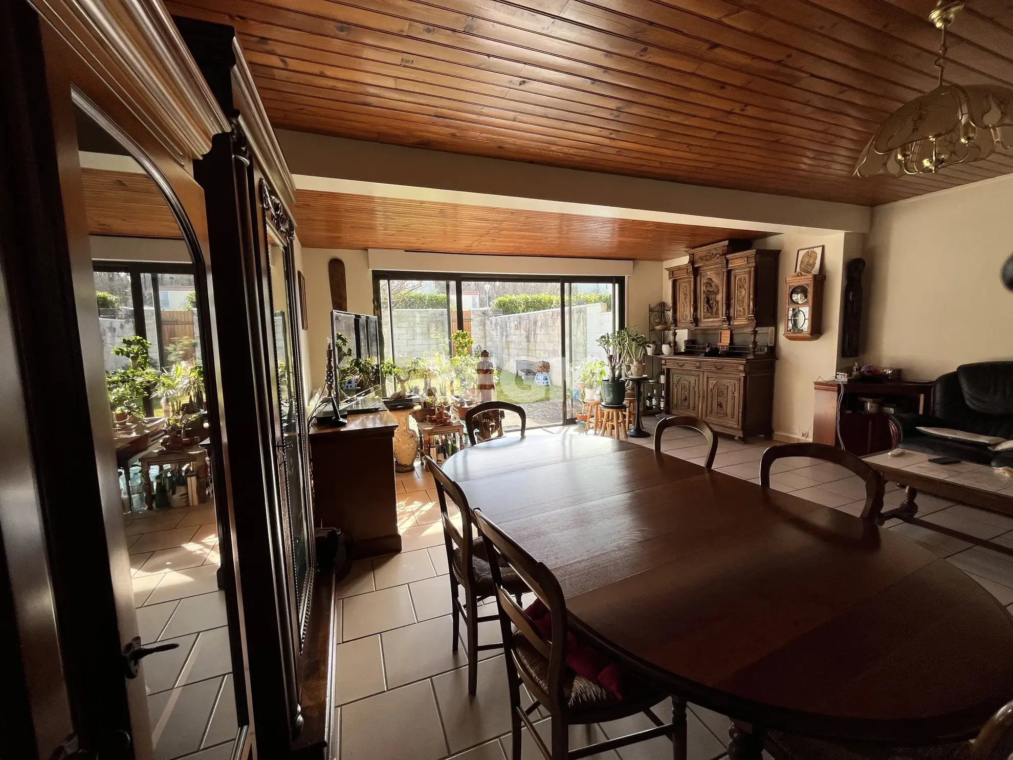 Maison 4 chambres avec jardin et garage à Avon 