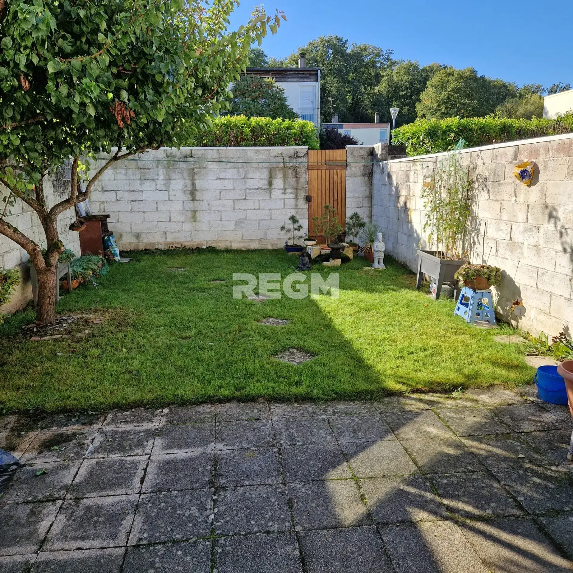 Maison 4 chambres avec jardin et garage à Avon 