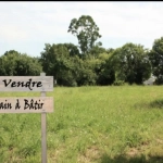 Terrain constructible à Escaudes (33) de 2251 m², vue imprenable, viabilisé à prévoir