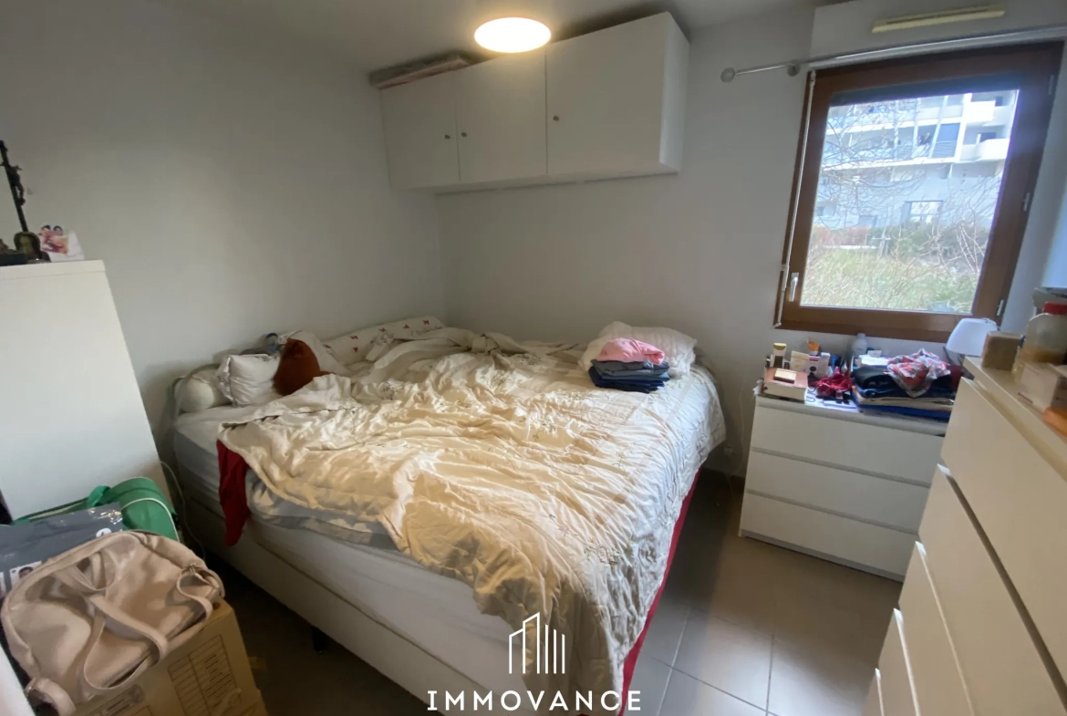 Appartement T4 de 77 m² avec terrasse à Montpellier - Port Marianne 