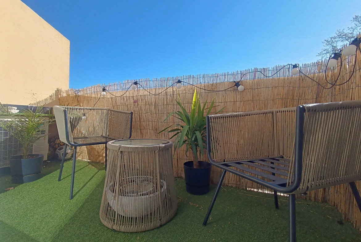 Appartement 2 pièces rénové avec balcon et parking à La Valentine 