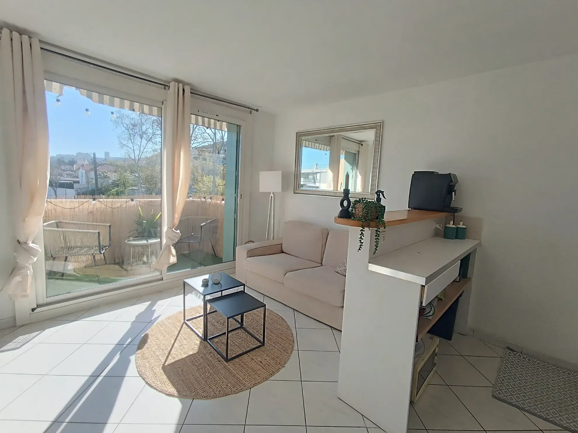 Appartement 2 pièces rénové avec balcon et parking à La Valentine 
