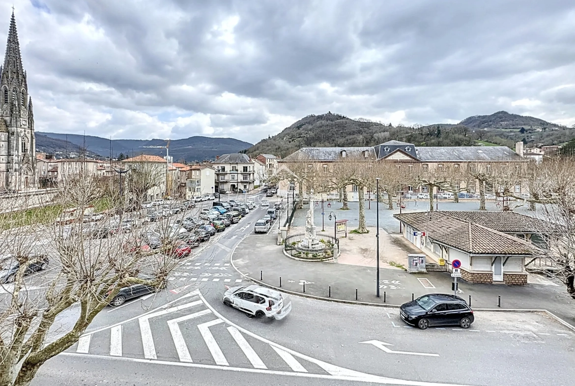 À vendre : Plateau brut de 79 m² à Saint-Affrique, à personnaliser, idéal investissement 