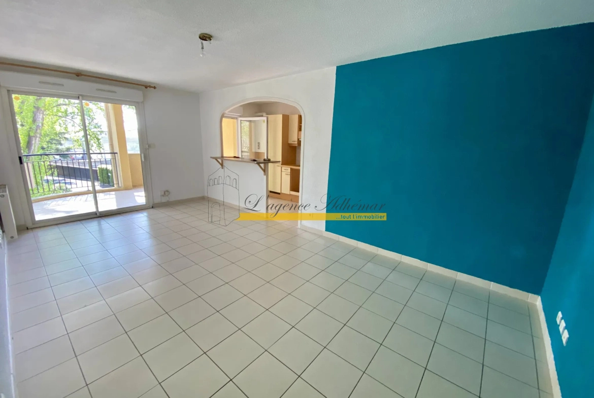 À vendre appartement T3 avec terrasse et parking à Montélimar 