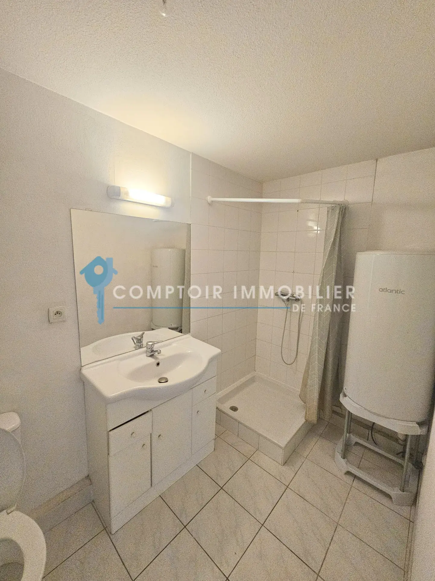 Appartement T2 de 31 m² avec terrasse et parking à Montpellier Clemenceau 