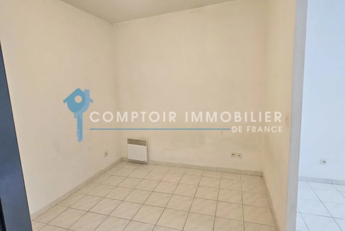 Appartement T2 de 31 m² avec terrasse et parking à Montpellier Clemenceau 