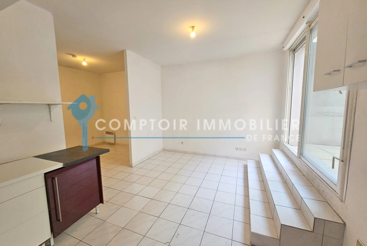 Appartement T2 de 31 m² avec terrasse et parking à Montpellier Clemenceau 