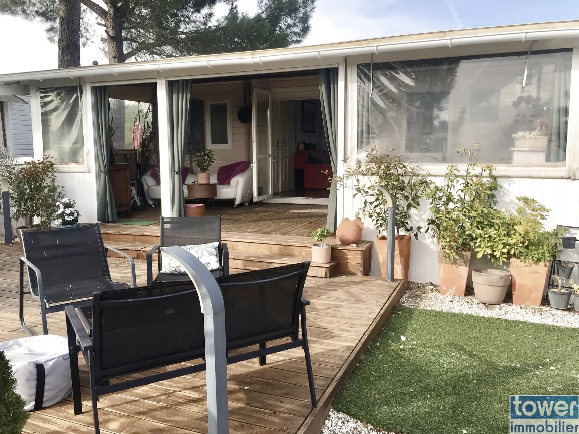 Mobilhome dans parc de loisirs 5 étoiles à Puget-sur-Argens - 36 m² 