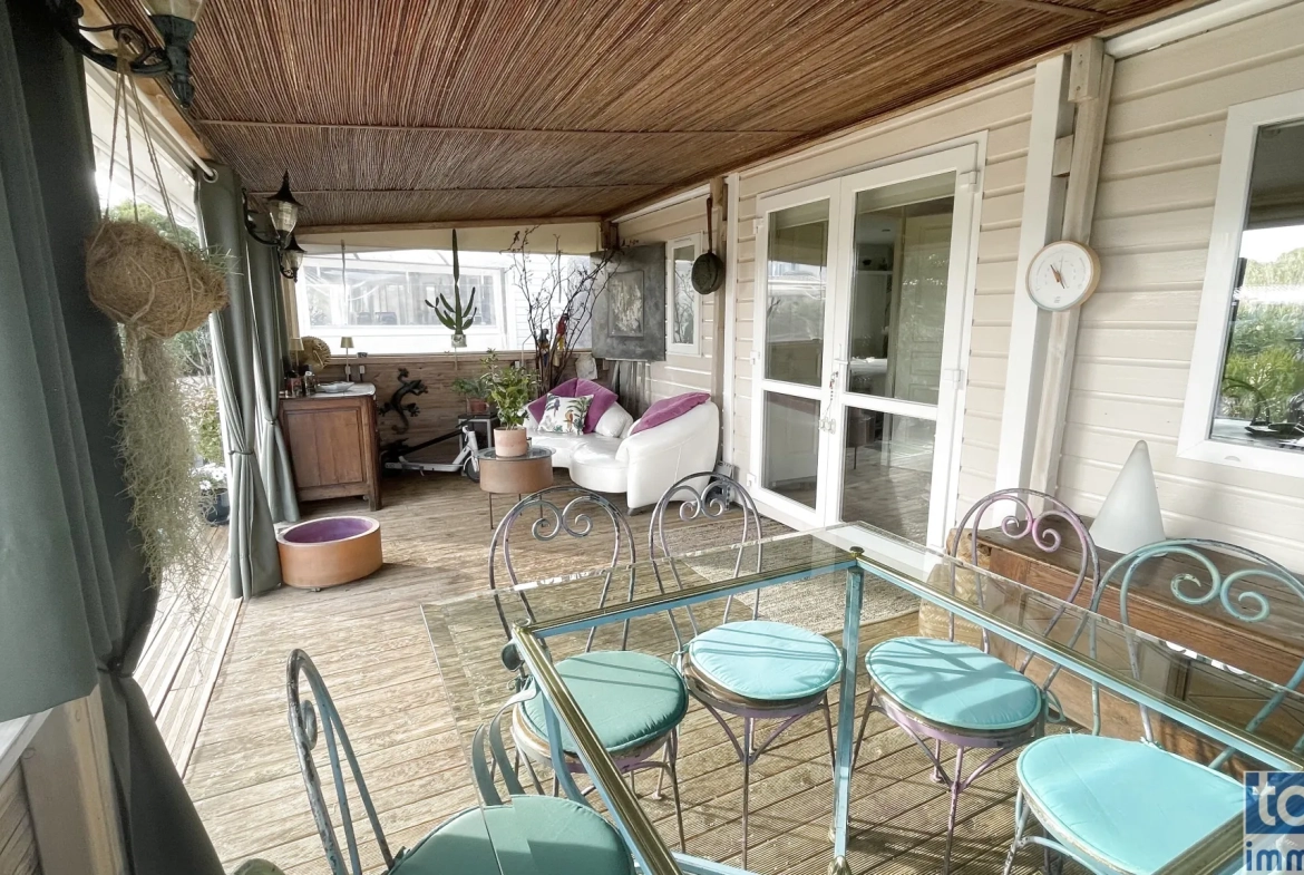Mobilhome dans parc de loisirs 5 étoiles à Puget-sur-Argens - 36 m² 