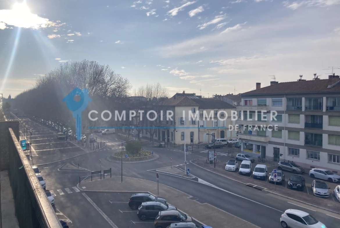 Appartement traversant avec vue sur le Rhône à Tarascon (13150), 87 m² 