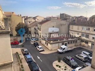 Appartement traversant avec vue sur le Rhône à Tarascon (13150), 87 m² 