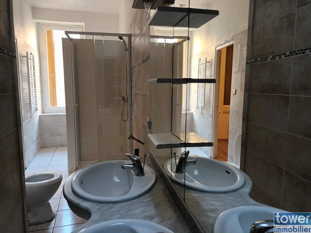 Maison T3 à Carcassonne avec cour – Quartier Capucins, proche Aude 