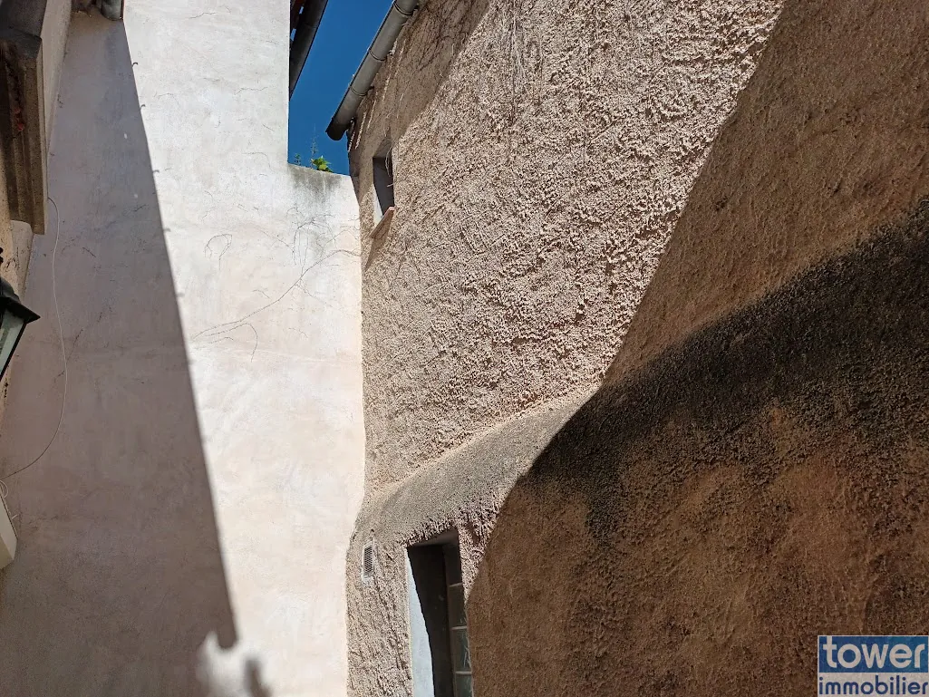Maison T3 à Carcassonne avec cour – Quartier Capucins, proche Aude 