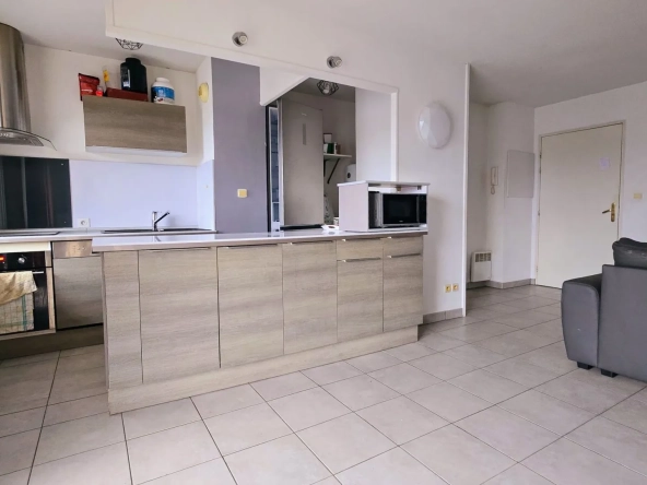 Appartement T3 lumineux avec deux terrasses à Brive-la-Gaillarde 