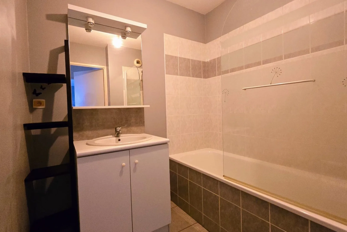Appartement T3 lumineux avec deux terrasses à Brive-la-Gaillarde 