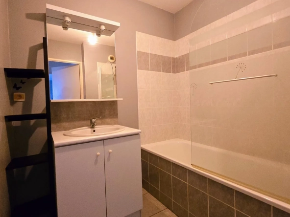 Appartement T3 lumineux avec deux terrasses à Brive-la-Gaillarde 
