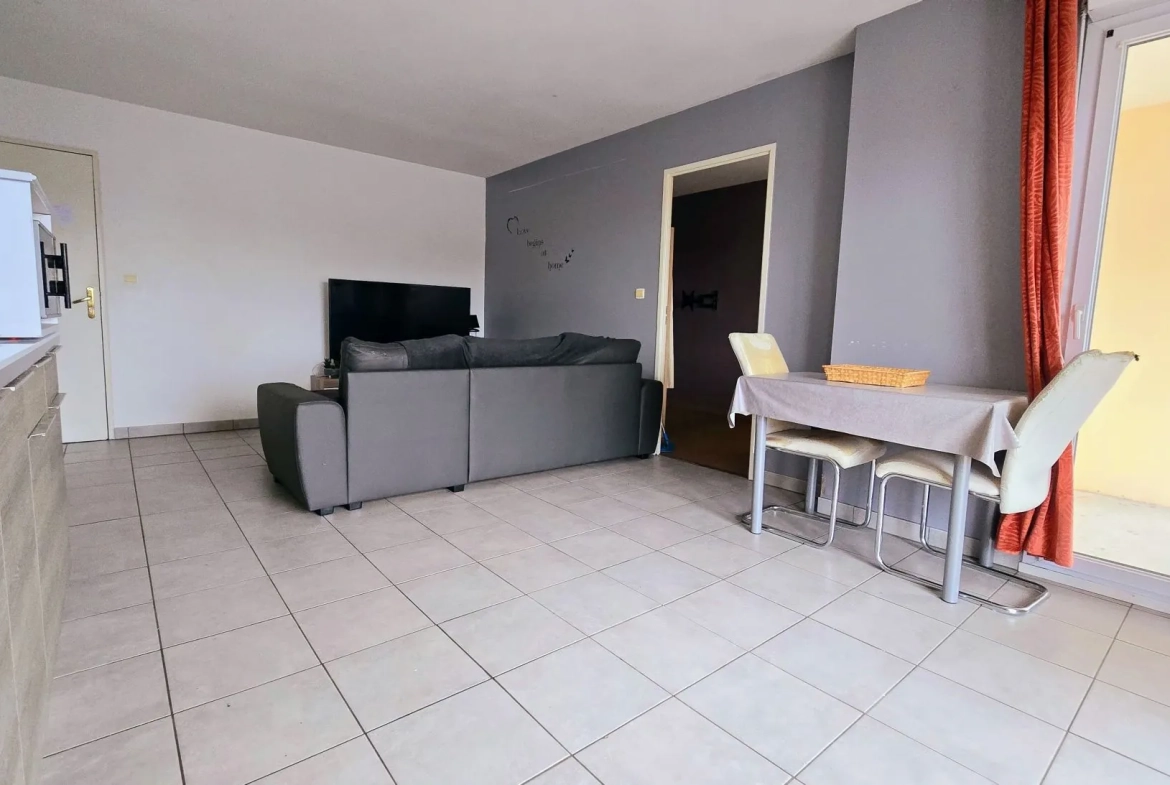 Appartement T3 lumineux avec deux terrasses à Brive-la-Gaillarde 