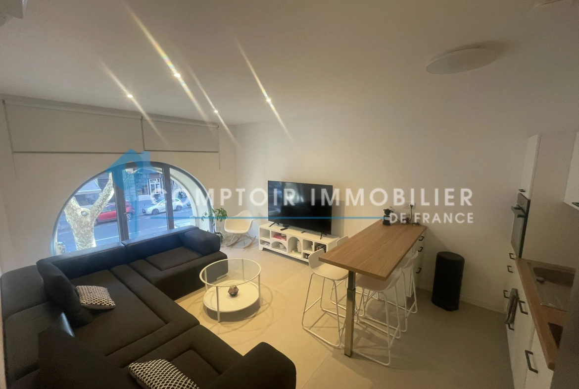 Appartement T3 à vendre à Sète - Résidence haussmannienne face au théâtre Molière 