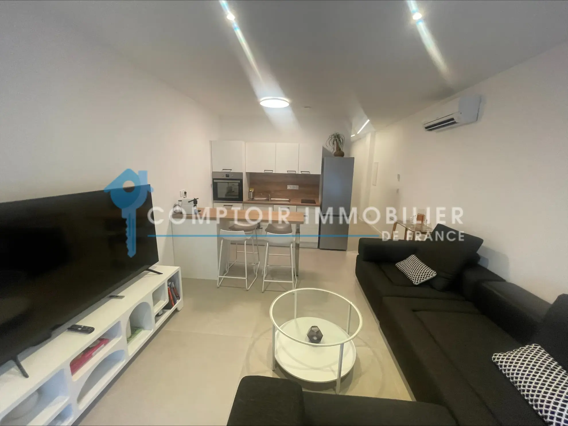Appartement T3 à vendre à Sète - Résidence haussmannienne face au théâtre Molière 