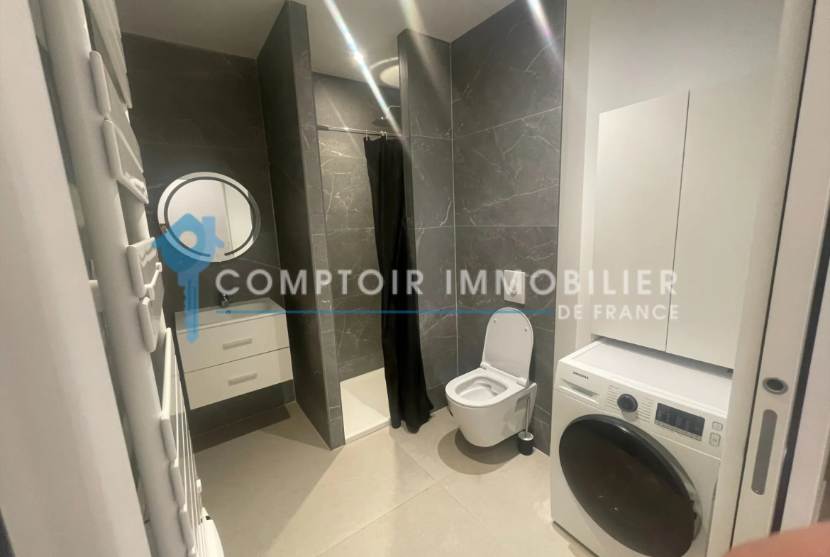Appartement T3 à vendre à Sète - Résidence haussmannienne face au théâtre Molière 