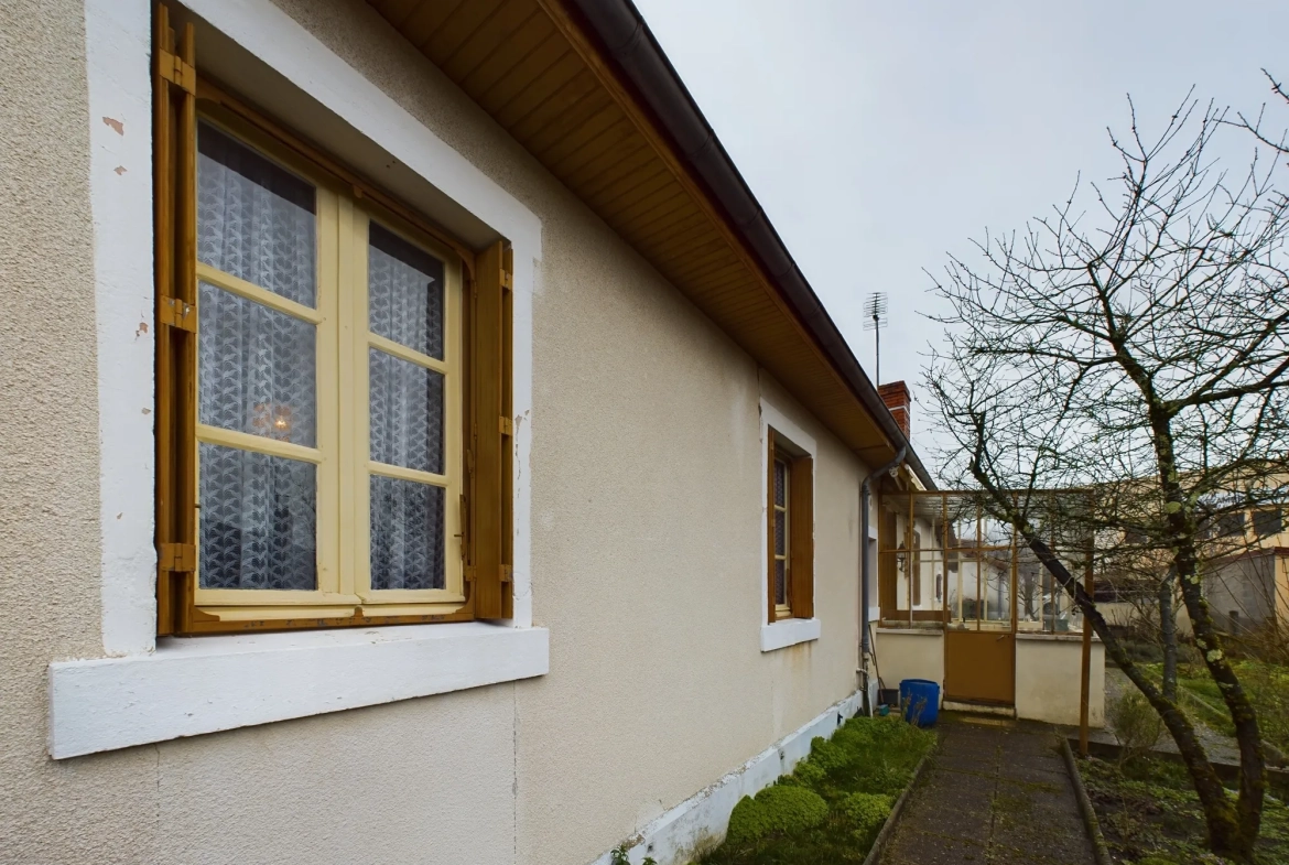 Maison de plain-pied de 65 m² à Imphy à vendre, rénovations à prévoir 