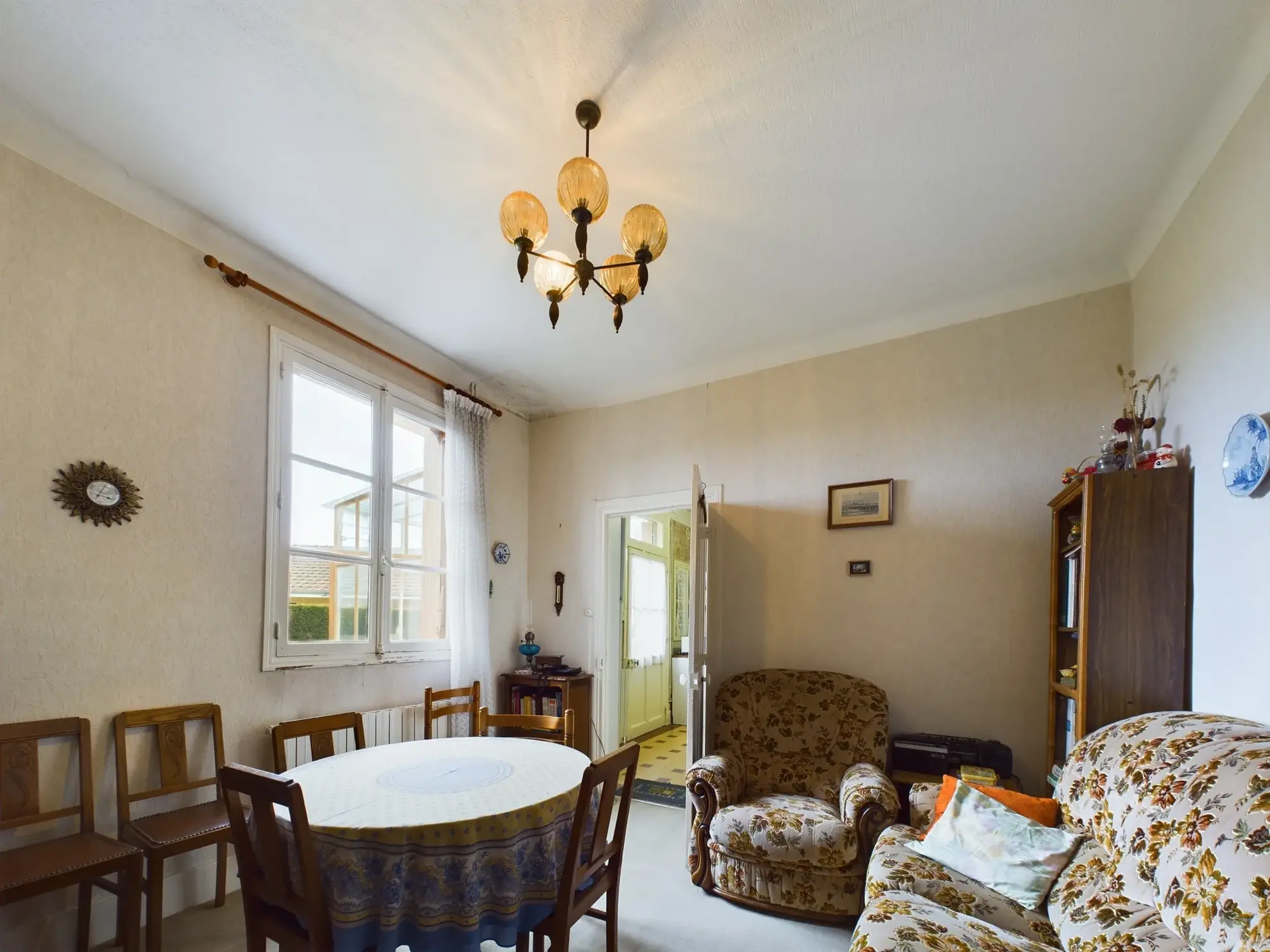 Maison de plain-pied de 65 m² à Imphy à vendre, rénovations à prévoir 